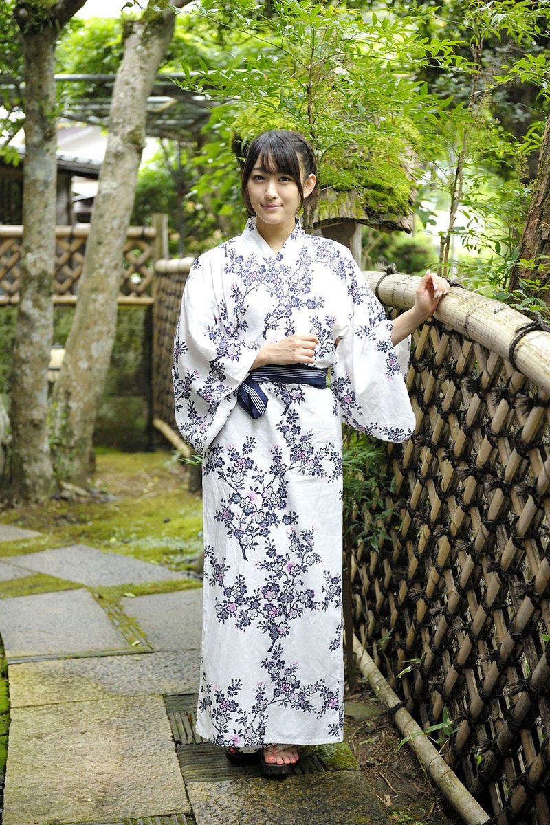 Алена, 20 лет, 4 размер груди